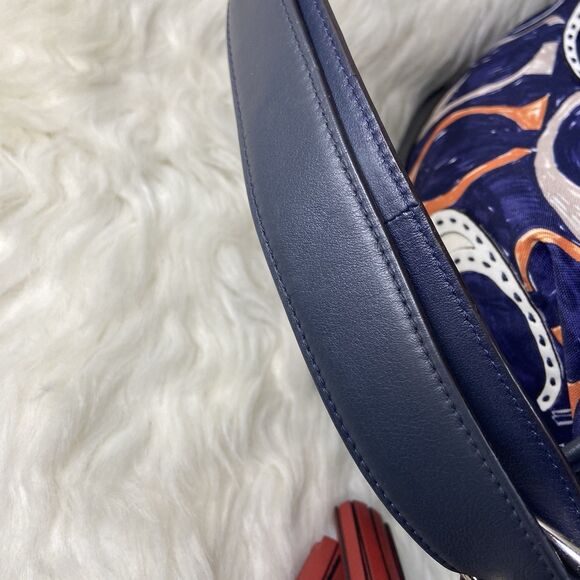 Coach Legacy Heritage Signature C Print Duffle 19946 - Picture 8 of 9